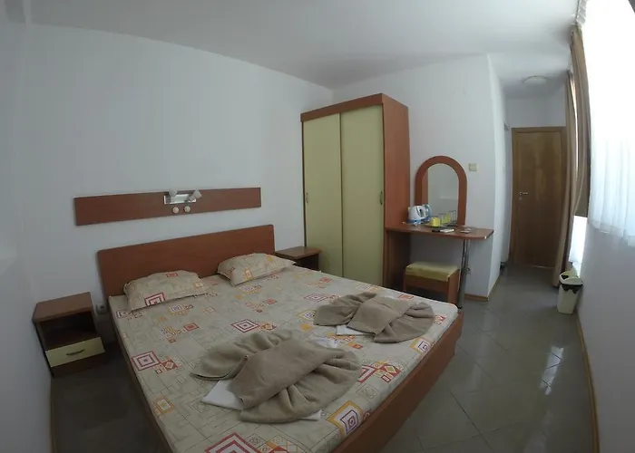 Filland Ξενοδοχείο *